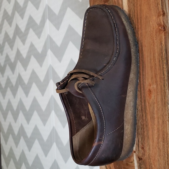 Clark's brown leather lace moccasins. Natural crepe.  Pre-owned.   size 8.5 - Picture 7 of 10